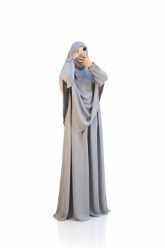طقم فاطمه قطعتين فستان عملي وحجاب (رمادي) 1479