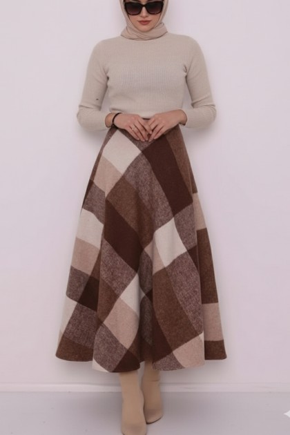 تنورة جوخ ميدي كاروهات (بني) 3041