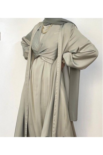 عباية يافا زمرد