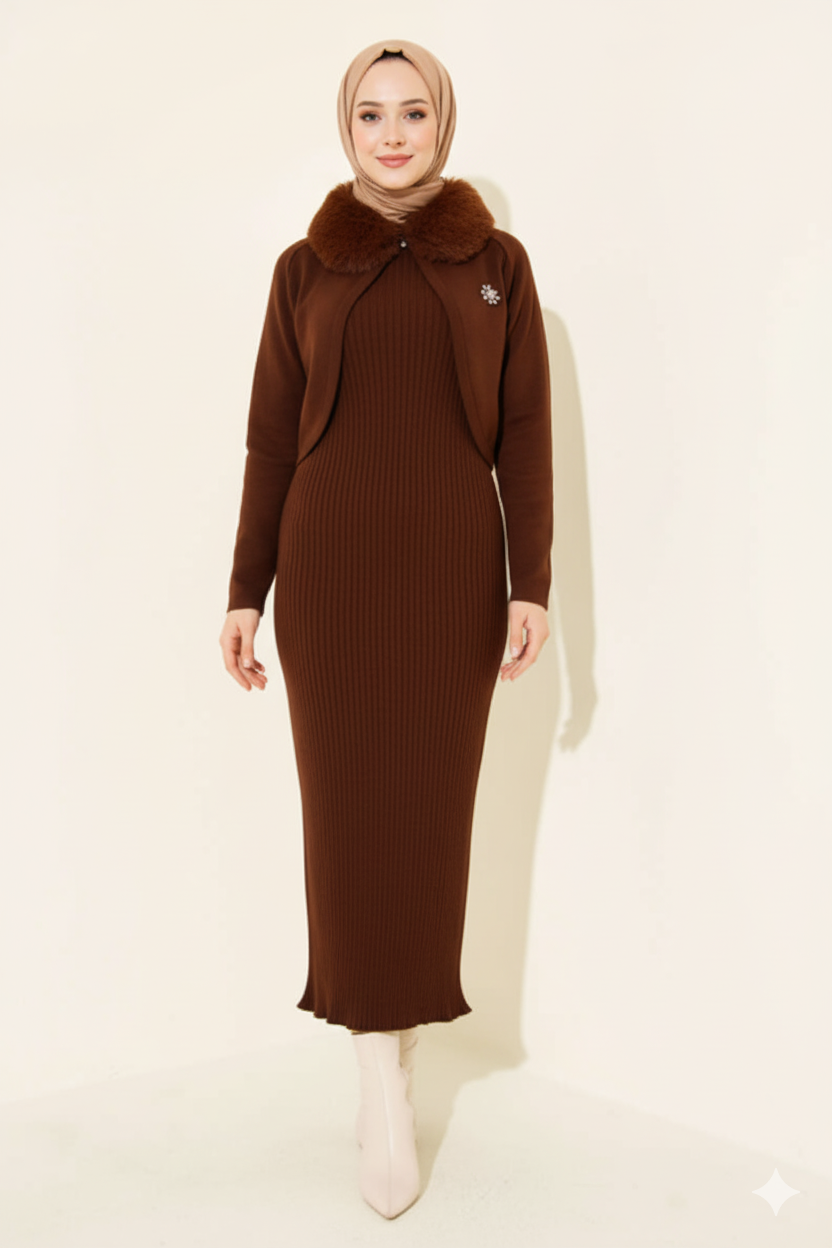  طقم ايلايدا التريكو (بني)