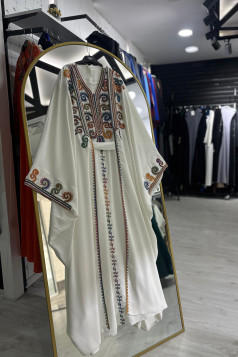 طقم عباية الشيخه. المطرز .الرسمي. الصيفي .ابيض 