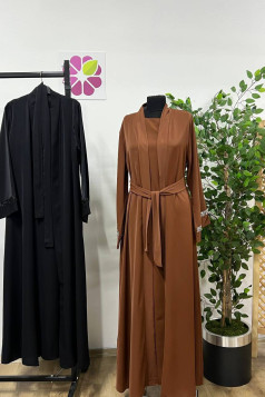 طقم غفران مزين بستراس على الأكمام لون (بني)