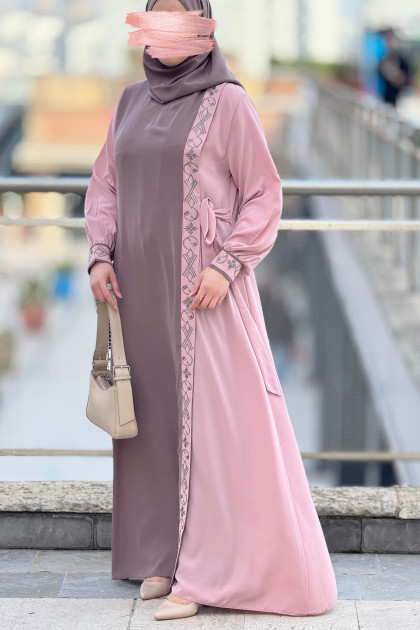 طقم عباية ايلا مع الحجاب (وردي)