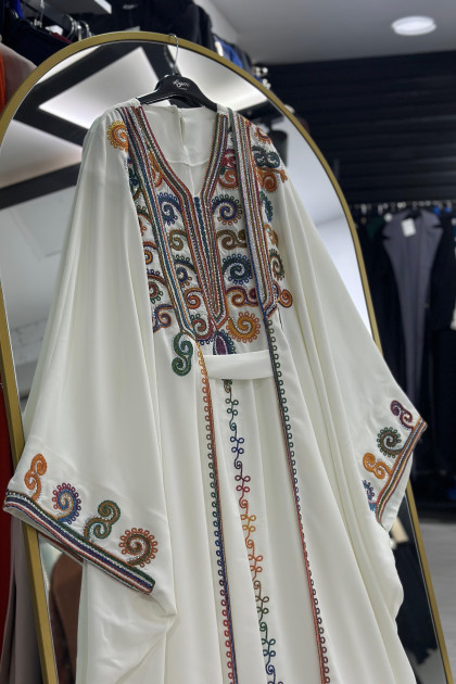 طقم عباية الشيخه. المطرز .الرسمي. الصيفي .ابيض 