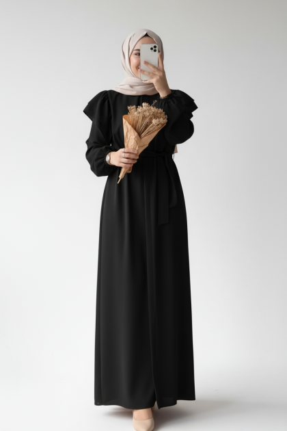 عباية بيرلا بأكتاف مكشكشة وأزرار مخفية (أسود) 1532