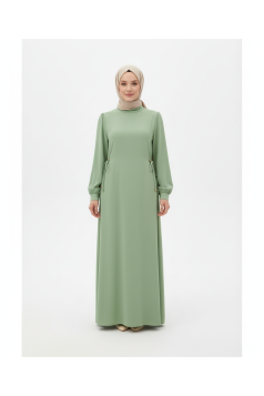 فستان لارا بكسرات جانبية (اخضر) 2026