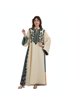 عباية سمر المزينة بتطريز عل الصدر لون (زمرد)