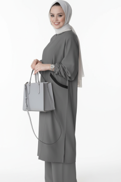 طقم زهراء تونيك بجيوب وبنطلون (رمادي) 1518