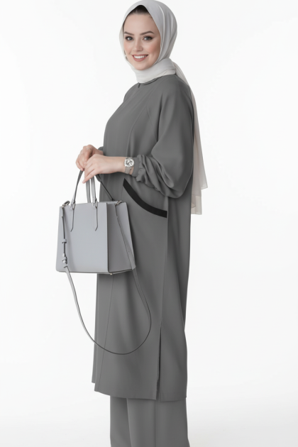 طقم زهراء تونيك بجيوب وبنطلون (رمادي) 1518