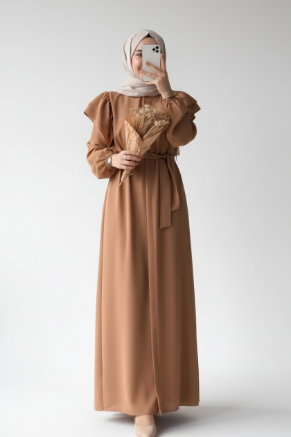 عباية بيرلا بأكتاف مكشكشة وأزرار مخفية (كاميل) 1532