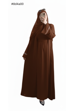 طقم غفران مزين بستراس على الأكمام لون (بني)