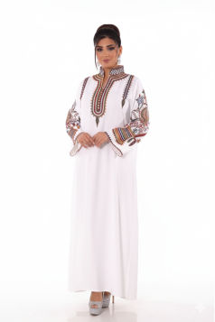 عباية اسيا المزينة بتطريز عل الصدر والأكمام لون (ابيض)