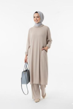 طقم زهراء تونيك بجيوب وبنطلون (بيج) 1518