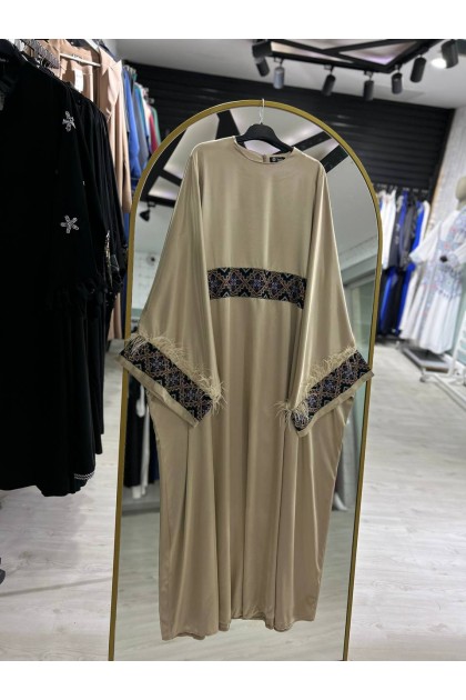 فستان سندس المناسب لموسم الصيف بيج