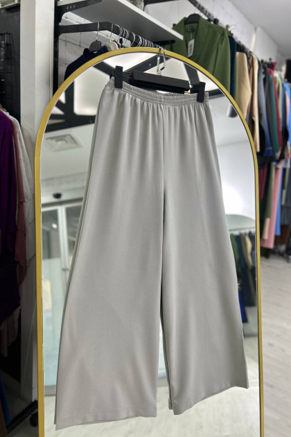 طقم ربا  رمادي مناسب لجميع المواسم رمادي