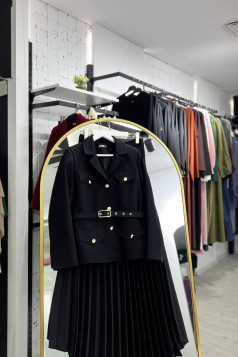 طقم تيا المناسب لموسم الصيف (اسود )