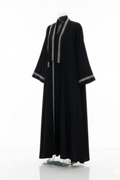 عباية رنين مع شال المطرزه الصيفية والعملية  (مطرز ابيض ) 