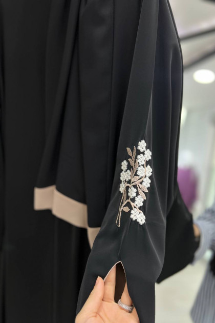 عباية الورود الرسمية الصيفيه مع شال (اللون البيج )