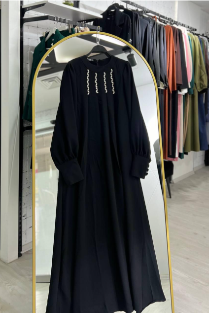 عباية اتيان المميزه بالكرستال المناسبه لموسم الصيف العملية (الاسود  )