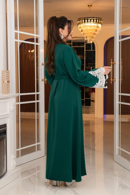 عباية لجين الرسمية المزينه بالدانتيل الصيفية (زمرد)1656