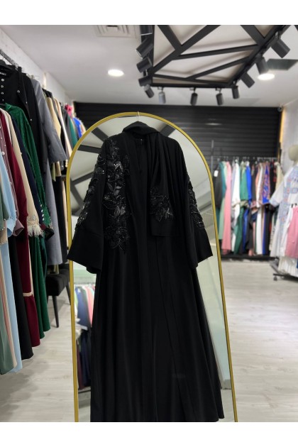 طقم عباية سيرين الرسمي المطرز  من 3 قطع (اللون الاسود)
